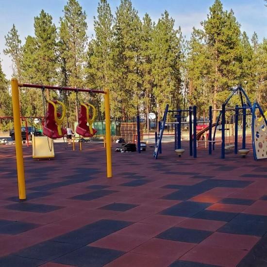 Eco-Friendly Non-Slip Rubber Playground Floor Tiles Eco-Friendly Non-Slip Rubber Playground Floor Tiles